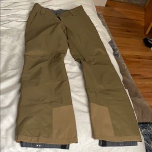 BrandNew Insulated Patagonia Snowbelle Cargo Green